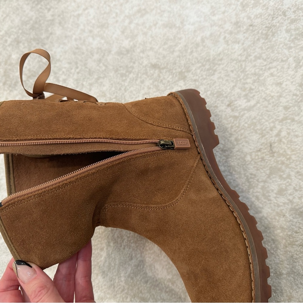 UGG girls size 6 great condition